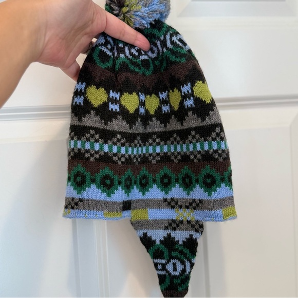 Weekend Max Mara Label-cut Bennie Hat with Pon Pon Size: OS Fall/ Winter/Holiday - Picture 4 of 13